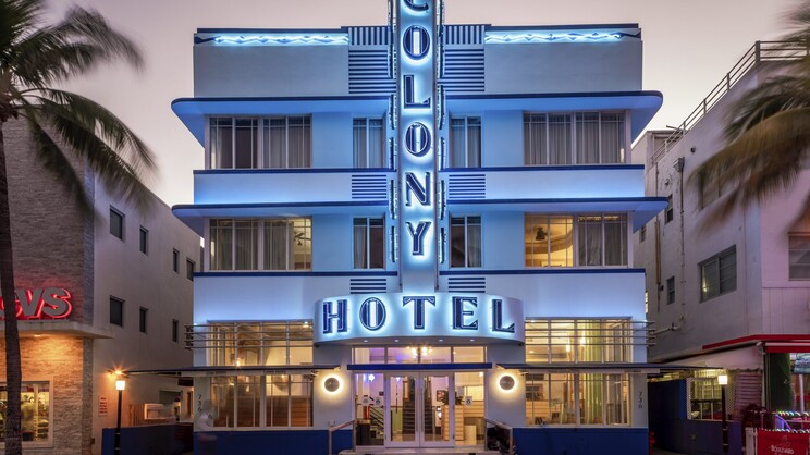 Colony Hotel